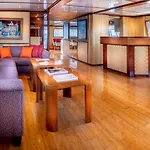 Yacht Clara One 32M Luxe