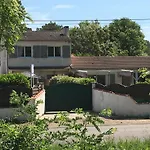 Appartement 4 Personnes Proche Mer Et Foret Longville Sur Mer