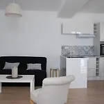Maison 2 Chambres, Acces Direct Plage, Centre-Ville Des Sables-D'Olonne - Fr-1-197-356