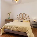 Maison Familiale Moderne, 300M Du Centre, 500M De La Mer, Wifi Gratuit, Draps Inclus. - Fr-1-306-1206