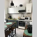 Appartement Intra-Muros 2 Chambres Tout Confort