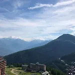 Studio With Balcony View On The Mountain