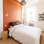 Charming And Design Apt In The Centre Of Marseille