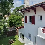 Cosy Apartment Near The Sea
