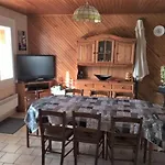 Villa Mitoyenne Proche Plage, 4 Pers, 2 Ch, Terrasse, Animaux Acceptes - Fr-1-379-123