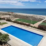 Les Argonautes Cote Piscine Et Mer