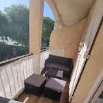 Bel Appartement Avec Balcon Et Parking Prive