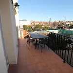 Appartement Renove Avec Terrasse, A Deux Pas Du Centre Et De La Mer, Ideal Pour 4 Personnes - Fr-1-309-4