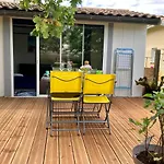 Charmant Chalet Avec Une Grande Terrasse Au Pyla