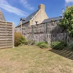 Charmante Chaumiere Renovee Pres Des Marais Salants Avec Jardin Clos Et Equipements Modernes - Fr-1-306-1072