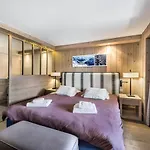 Appartement De Standing Avec Balcon En Plein Centre, Pres Des Pistes - 4 Chambres, 8 Personnes - Fr-1-567-49
