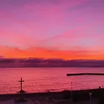 Le Phare De La Croix Pleine Vue Mer Centre Ville