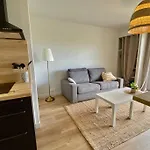 Coeur De Cabourg- Joli Studio Avec Terrasse -