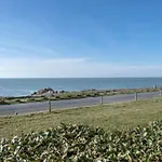 A 200M De La Plage, Vue Mer Pour 4