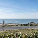 A 200M De La Plage, Vue Mer Pour 4