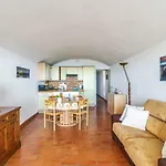 Charming Bungalow With Terrace Garage And Pool In Cassis - Welkeys