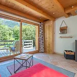 Superb Chalet With Balcony In Chamonix