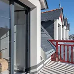 A 50M De La Plage, Bel Appartement Sous Les Toits