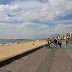 Charmant Studio Renove, Idealement Situe A La Baule, Proche Plage Et Commodites - Fr-1-245-86