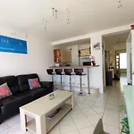 Appartement T3 Lumineux Et Tout Confort De 54 M2 Avec Parking Privatif