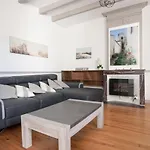 Maison Santoline