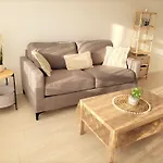 Cabourg - Bel Appartement Lumineux Avec Balcon Dans Residence Privee