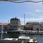 Appartement D'Exception Sur Le Port Pittoresque De Marseillan