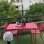 Sejour Cosy Au Bord Des Rives Du Lez, 2 Personnes, Wifi, Parking Prive