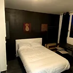 Lh Rooms Location