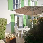 La Jolie Brise Appartement Dans Residence Avec Piscine