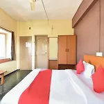 Oyo 63264 Hotel Shamiana