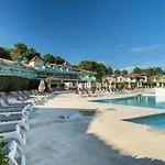 Maison Sur Golf Avec Piscine Chauffee A Lacanau Ocean
