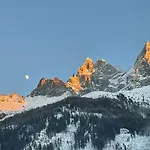 L'Aiguille De L'M