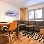 Newly Redecorated 2-Bed Ski-In Ski-Out Family Apartment