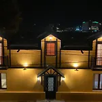 Borjomi Yellow Hotel