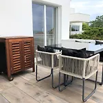 Perlieres T2 Lumineux Vue Bassin Parking Wifi