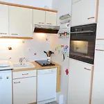 Charmant T2 Avec Balcon, A 2 Pas De L'Hippodrome De Cabourg, Parking Privatif - Fr-1-487-290