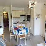Charmant T2 Avec Balcon, A 2 Pas De L'Hippodrome De Cabourg, Parking Privatif - Fr-1-487-290