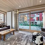 Duplex Renove Avec Parking, Proche Centre Et Remontees, Navette Et Bus A Deux Pas - Fr-1-567-41