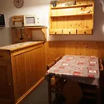 Altineige 108