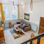 Te O Sud: Leon Bourgeois- Duplex Avec Terrasse
