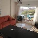 Studio Entierement Renove A Deux Pas Des Plages