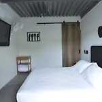 Yuluka Hostel