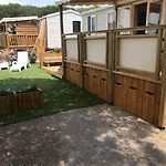 Mobil Home Camping Le Mar Estang Bord De Plage