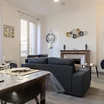 Le Divillien - Bel Et Grand Appartement Idealement Situe