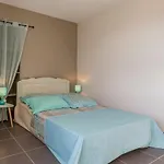 Gite Paisible Proche De La Mer Avec Jardin, Wifi, Et Equipements Bebe - Fr-1-306-1037
