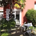 Residence D'Angleterre Avec Les Cles De Saint Jean De Luz
