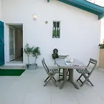 Studio Etxe Tikia