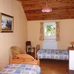 Holiday Home, Hillion
