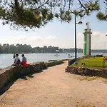 Studio With Partial Sea Views In The Popular Seaside Resort Of Benodet
